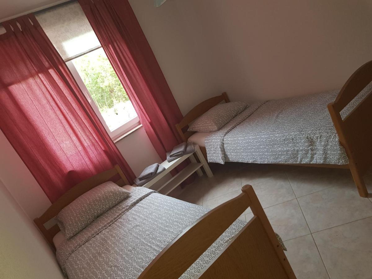 Apartmani Vrdoljak Malinska Exterior photo