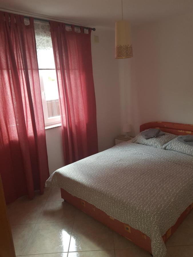 Apartmani Vrdoljak Malinska Exterior photo